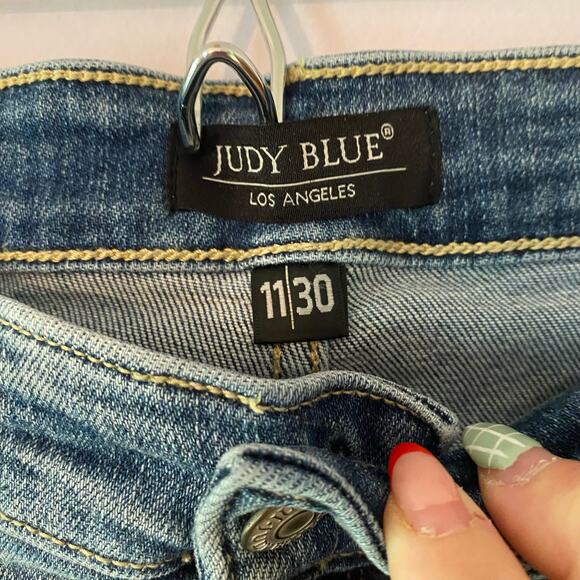 Judy Blue Women's size 11 / 30 Boot Cut Medium Wash Jeans Minimalist Stretch - Picture 2 of 13